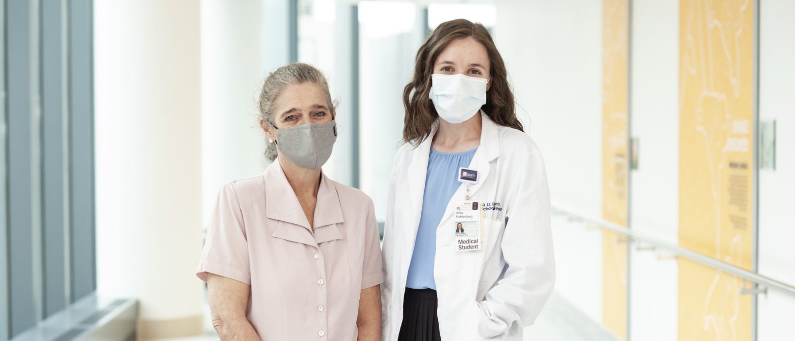 Anna Hakkenberg with patient