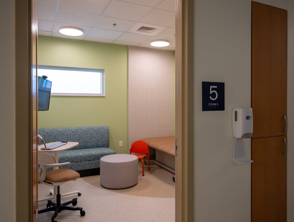 UVA Health Children's Riverside Neurodevelopment & Behavior Health Clinic - Interiors