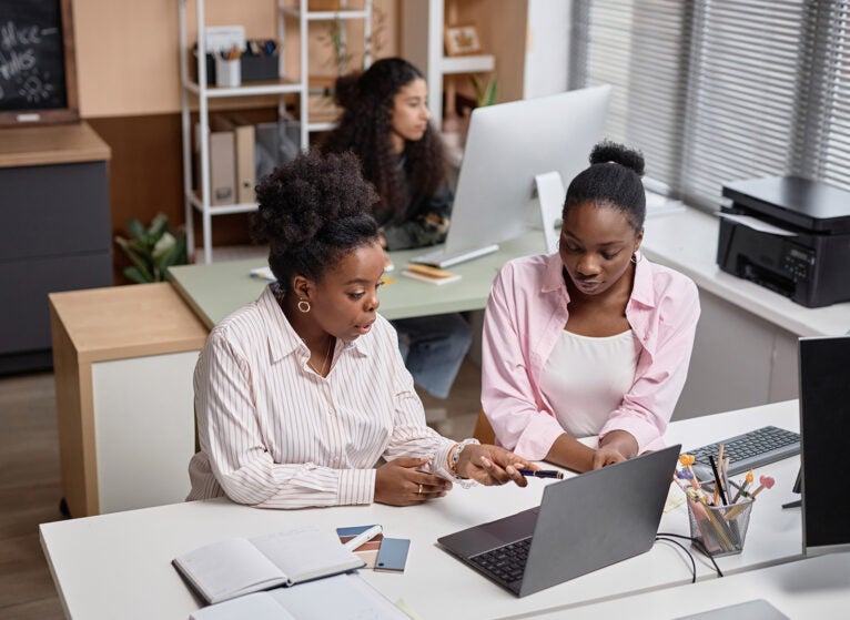 Shutterstock_students