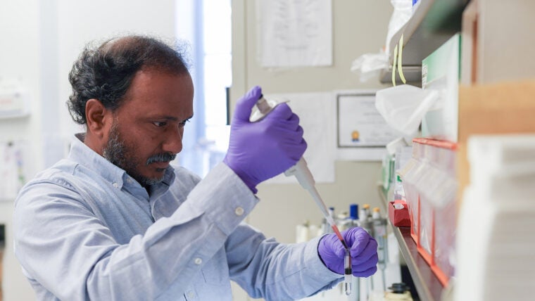 Hari-Prasad-Osuru-PhD_UVA-School-of-Medicine_lab